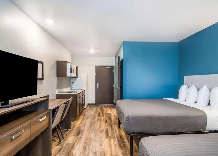 Woodspring Suites Bradenton